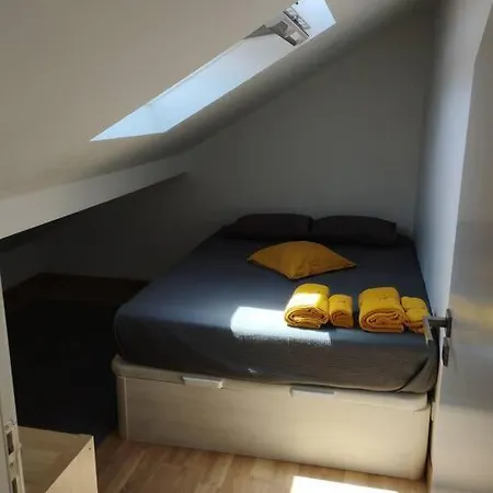 Katyto House شقة